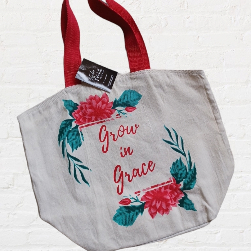 🎯🎯SALE🎯🎯 NWT Red Floral Grow in Grace Canvas Tote Bag